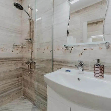 Lemy Lux Apartment
